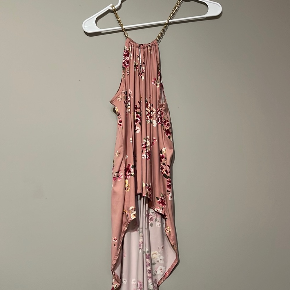 Blouse with chain